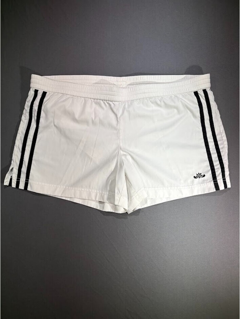 Old Navy Womens Medium Running Shorts White Black Stripe Mesh Lined Track Retro